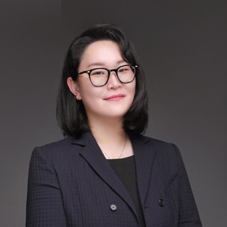 Dr. Dasom Lee