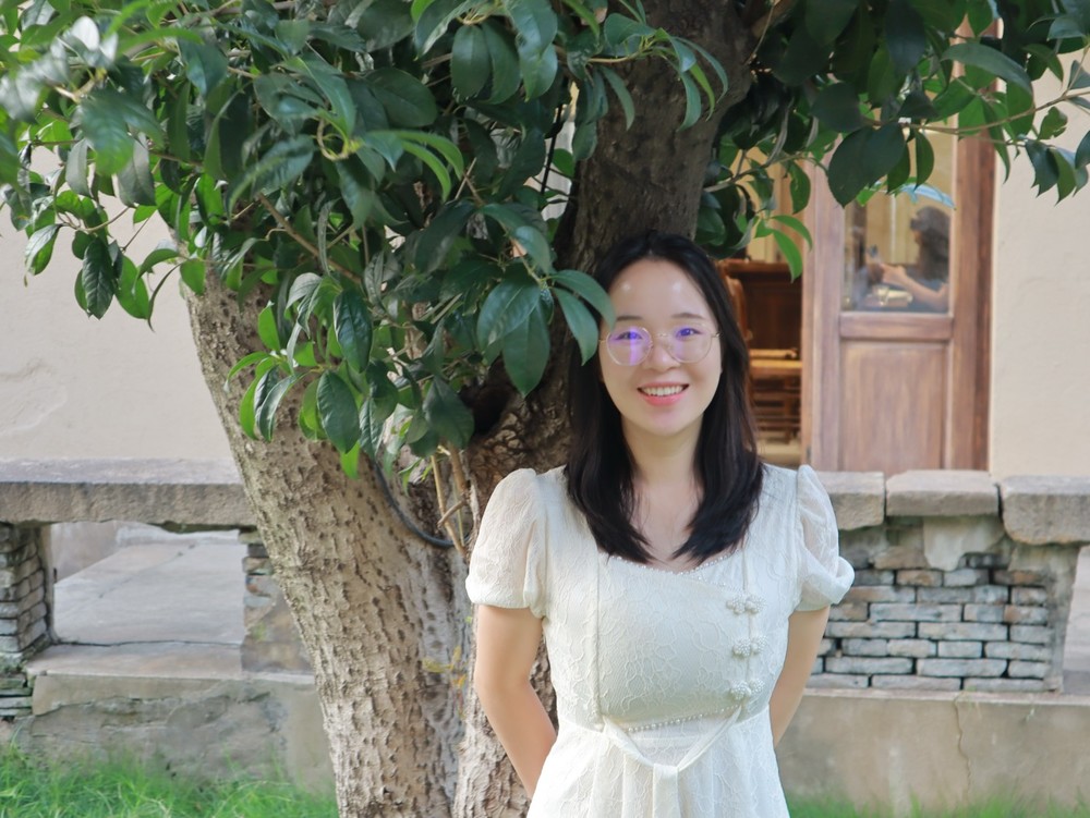 Prof. Heye Huang